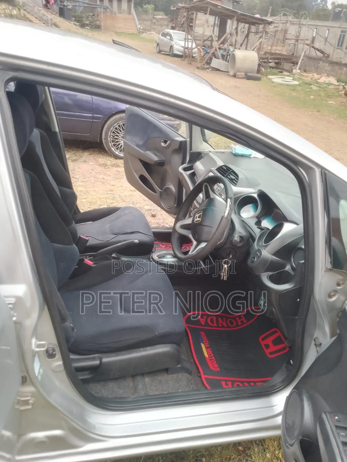 Honda Fit 2012 Gold
