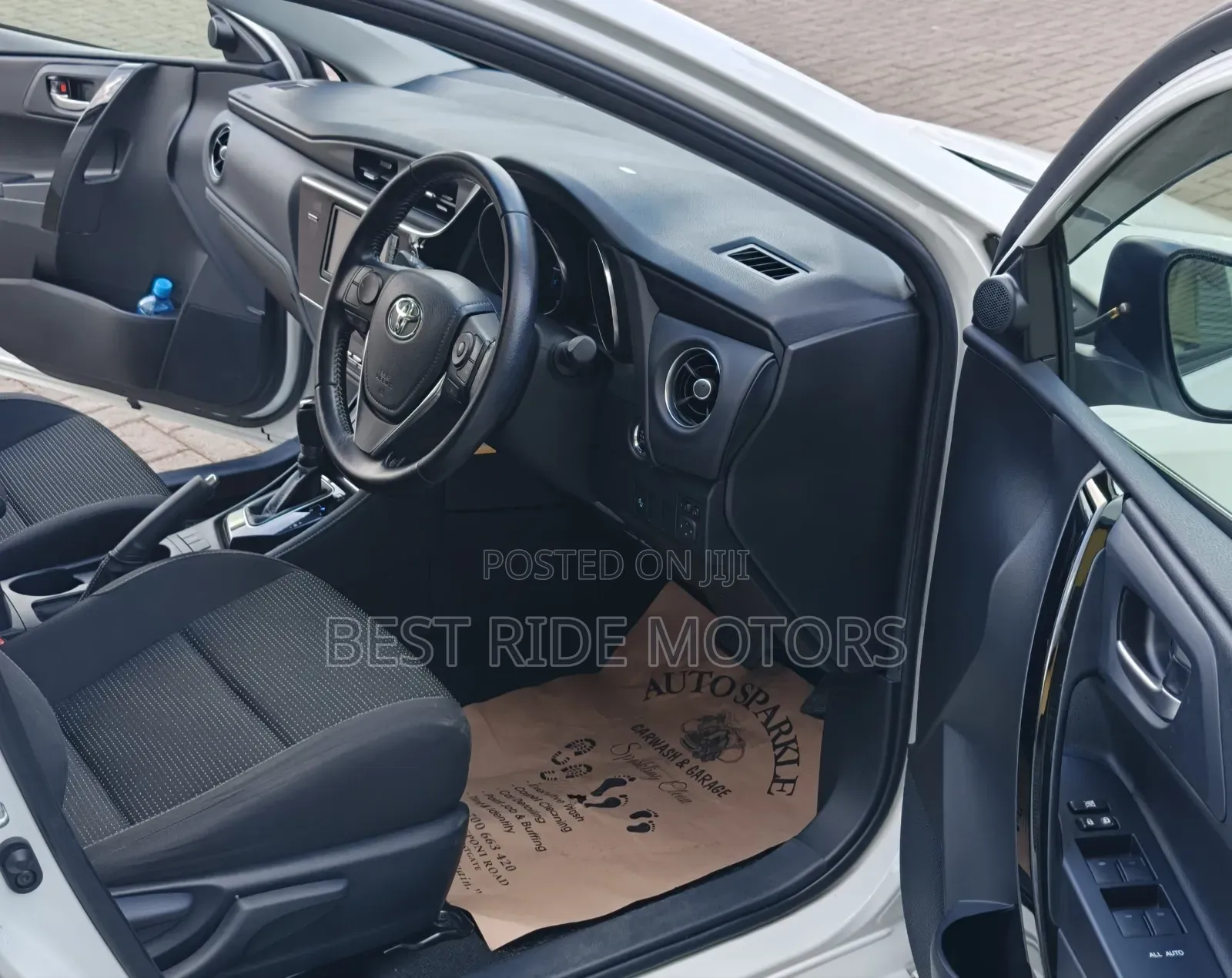 Toyota Auris 2017 White