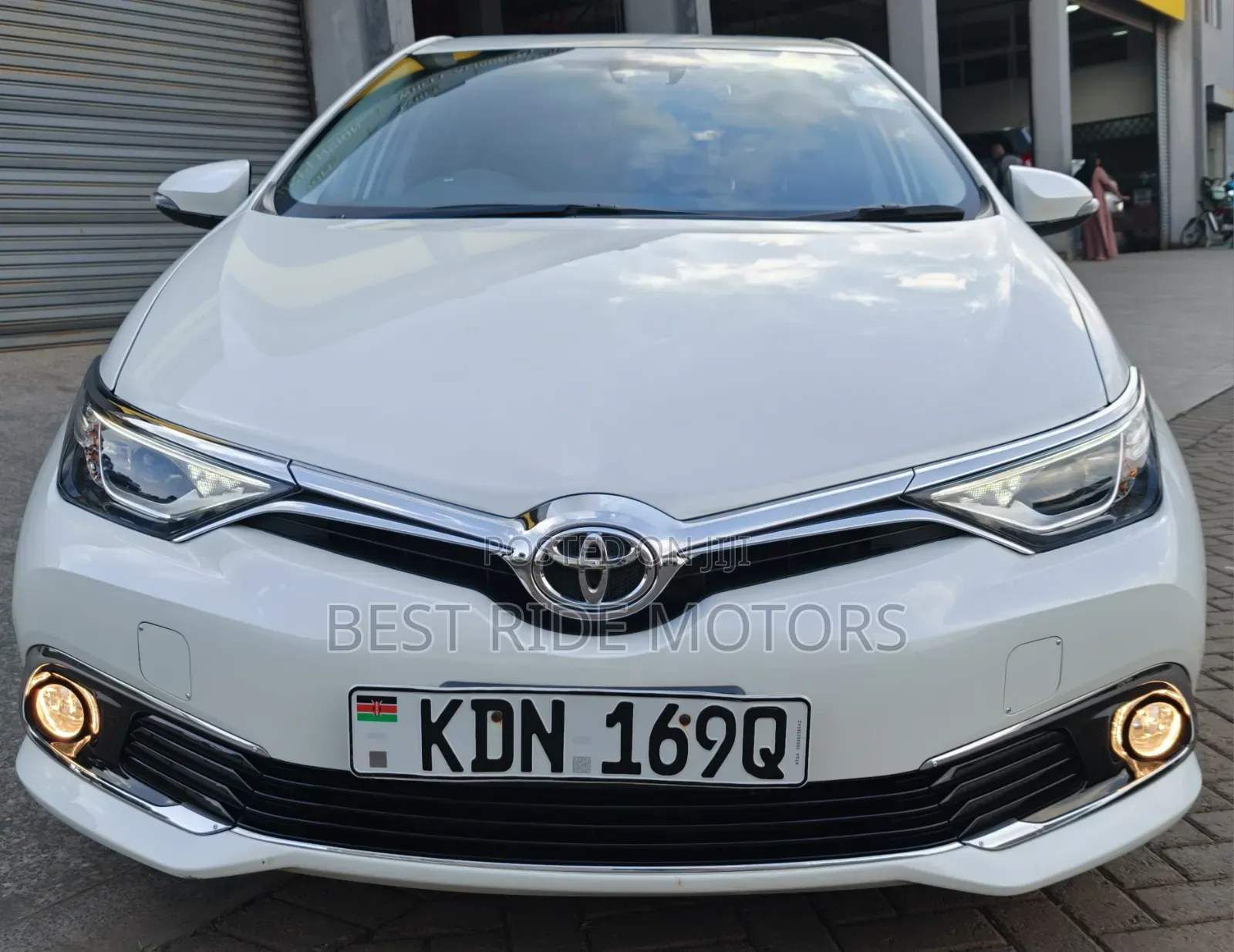 Toyota Auris 2017 White