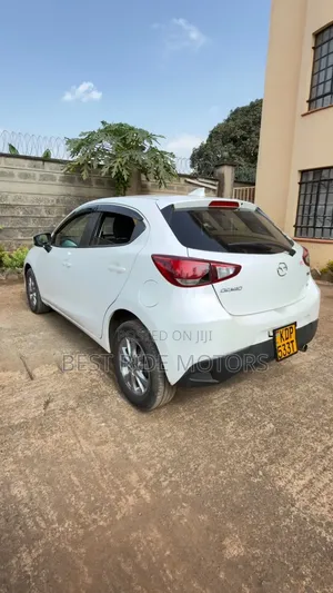 Mazda Demio 2016 White