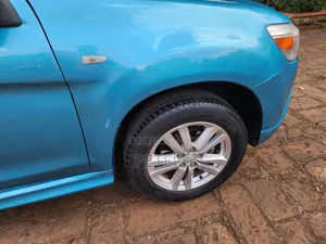 Mitsubishi Outlander SE 2010 Blue