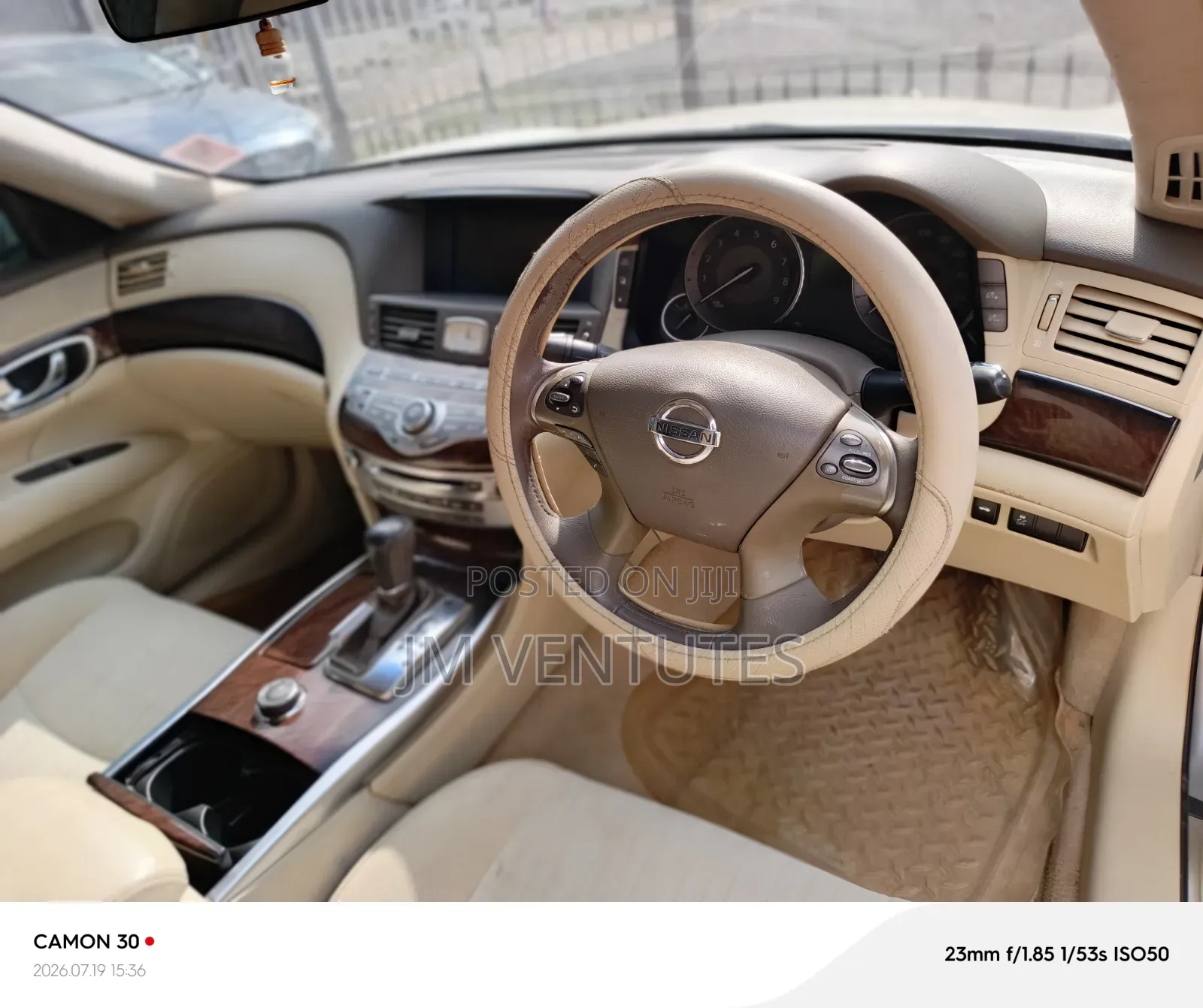 Nissan Fuga 2011 Silver