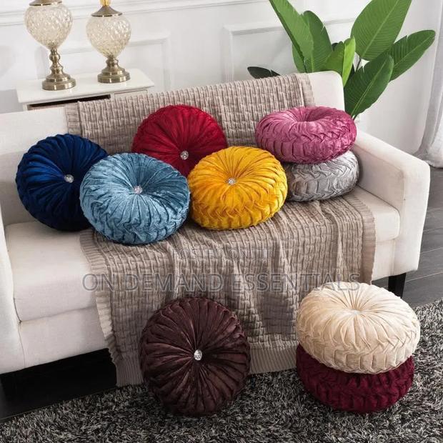 Big Size European Round Pillow - thumbnail 2
