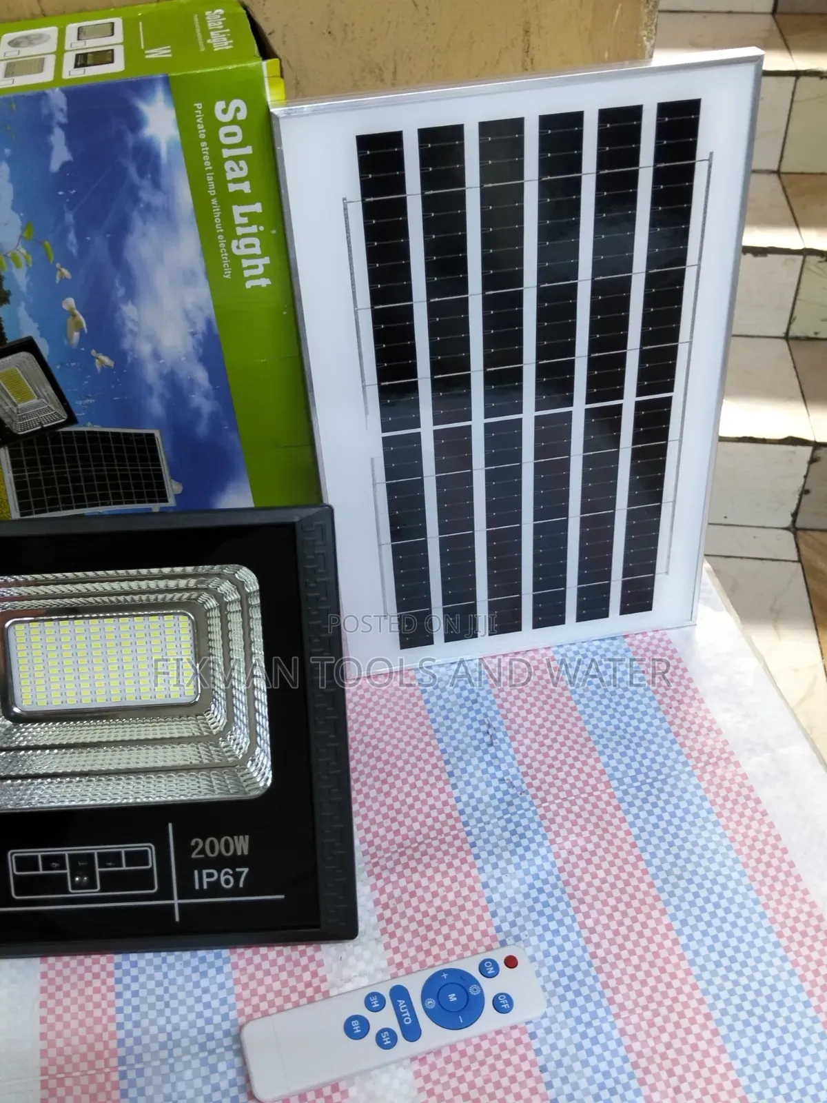 Best SOLAR FLOOD LIGHT 200 WATTS IP 68 With Remote