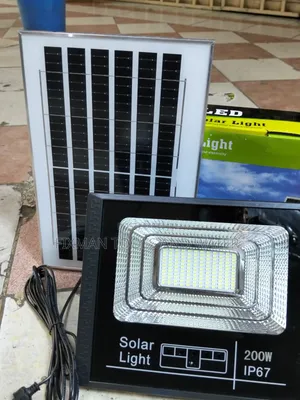 Brazil Solar Flood Light 200Watts Big Body With Stand and Remote