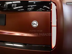 Land Rover Range Rover 2025 Orange