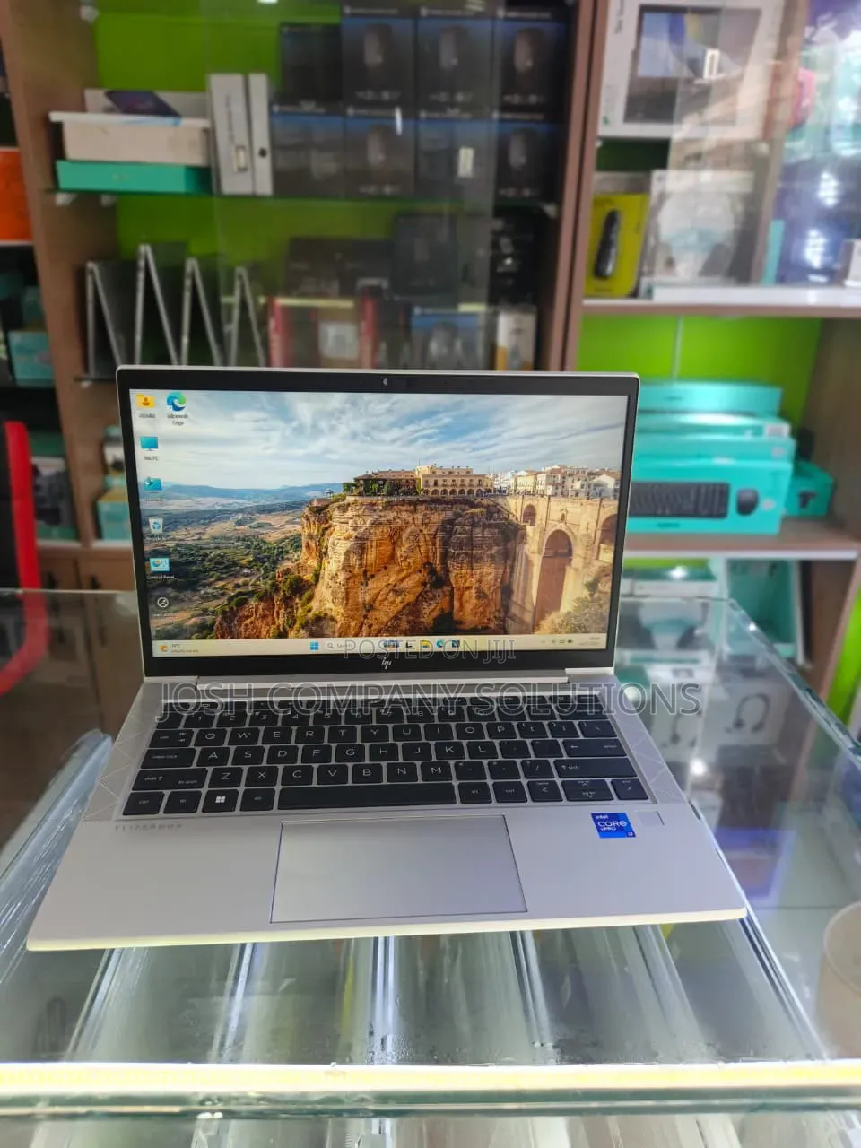 Laptop HP EliteBook 830 G8 16GB Intel Core i7 SSD 512GB