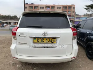 Toyota Vanguard 2014 Pearl