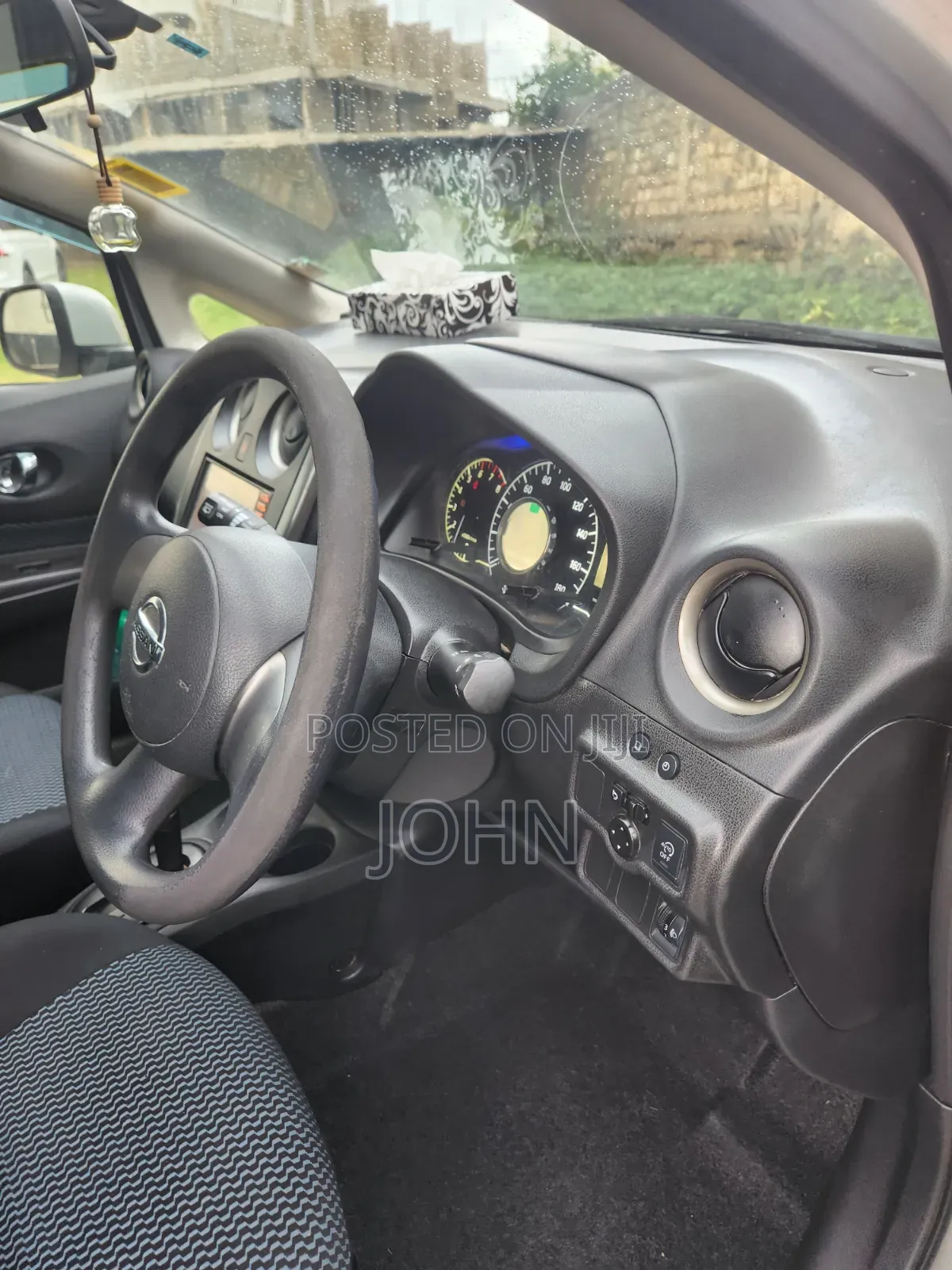 Nissan Note 2013 Silver