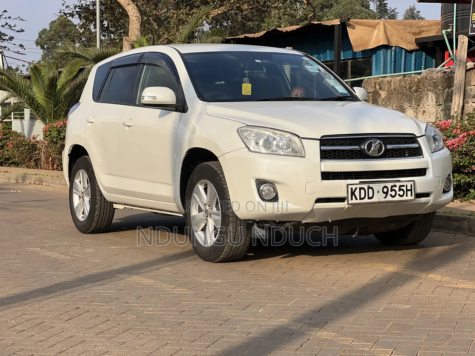 Toyota RAV4 2015 White