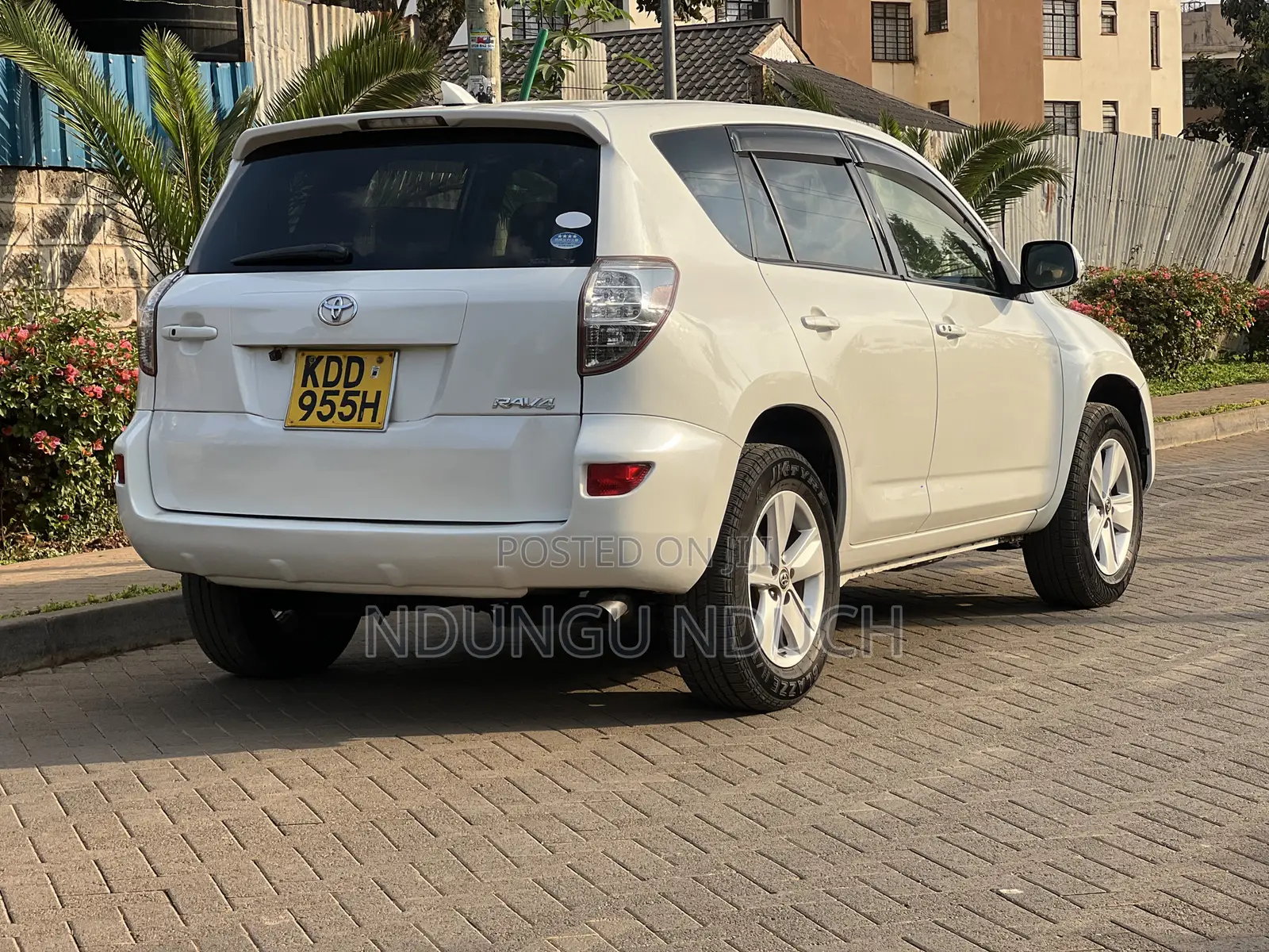 Toyota RAV4 2015 White