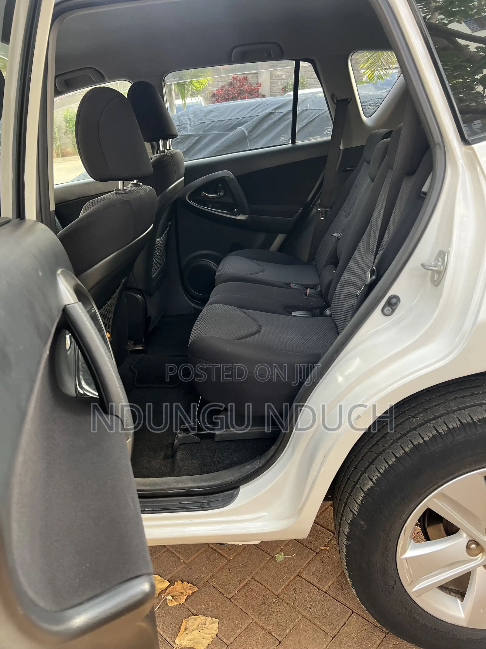 Toyota RAV4 2015 White
