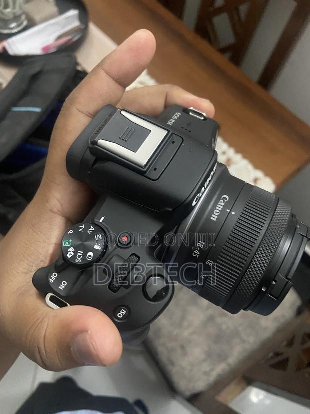 Canon R50 Camera (With Content Creator Pack) - thumbnail 12