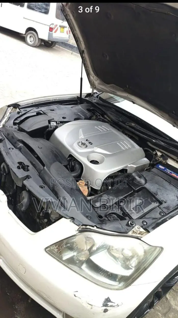 Toyota Crown 2007 White