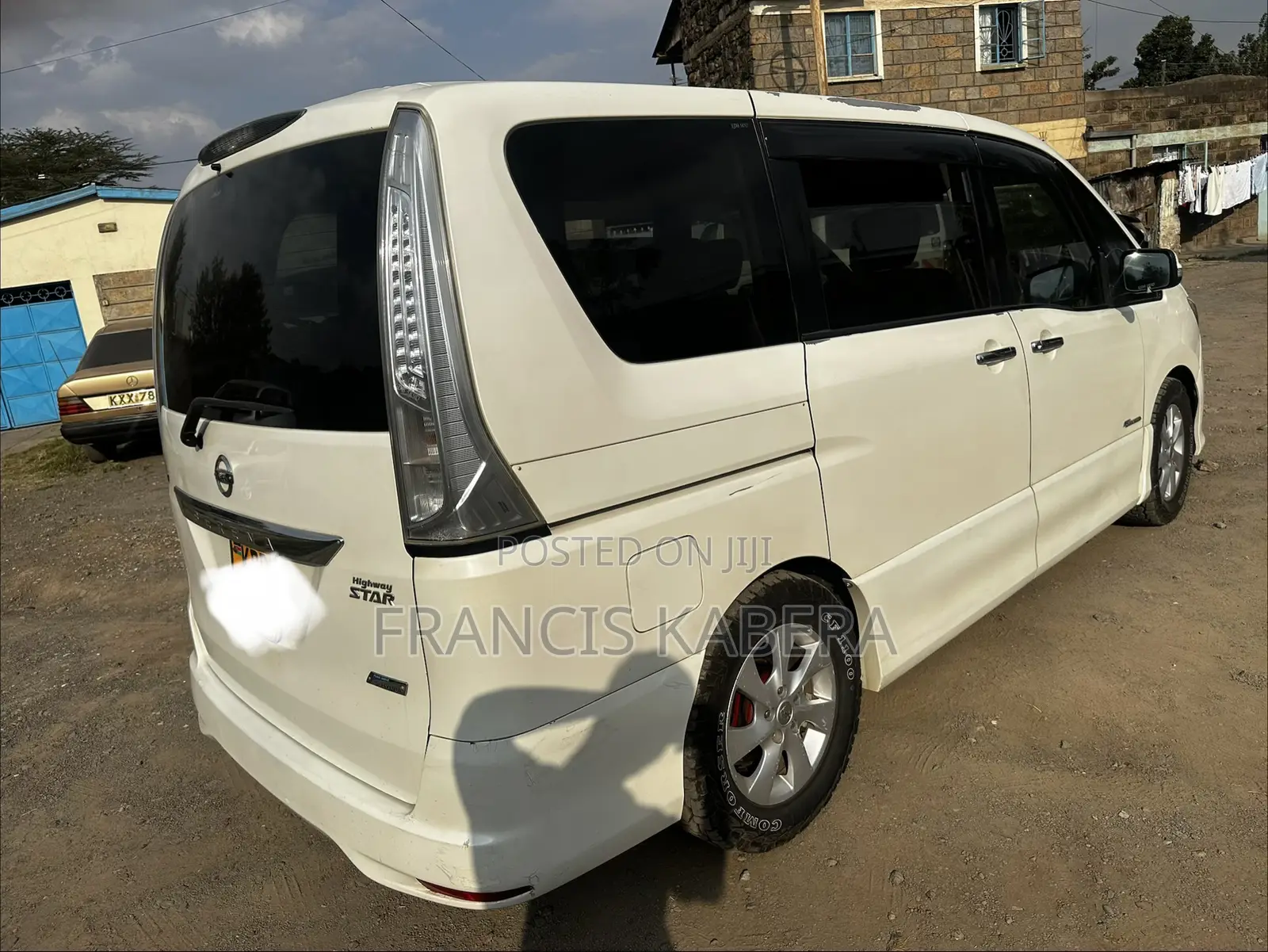 Nissan Serena 2012 White