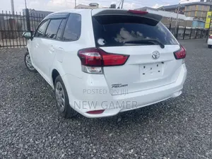 Toyota Corolla Fielder 2019 White