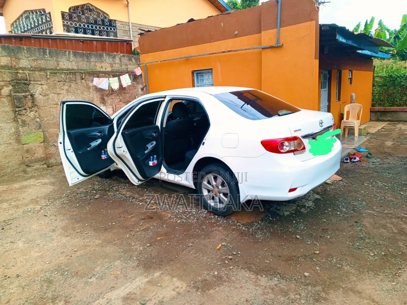 Toyota Corolla 2011 Pearl