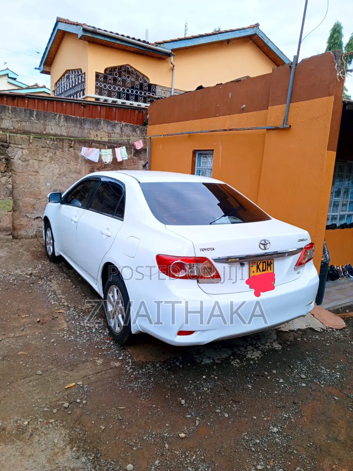 Toyota Corolla 2011 Pearl
