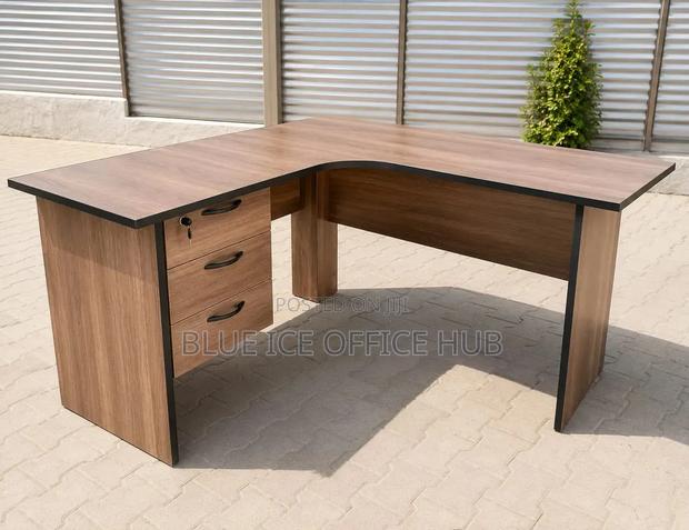 Executive Lshape Office Desk With Lockable Drawer - main view