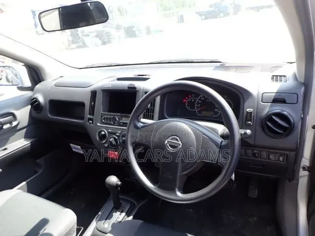 Nissan Advan 2019 Silver