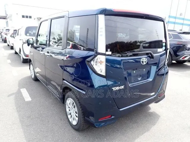 Toyota Tank 2019 Blue