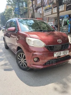 Toyota Passo 2016 Red