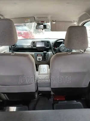 Toyota Passo 2016 Red