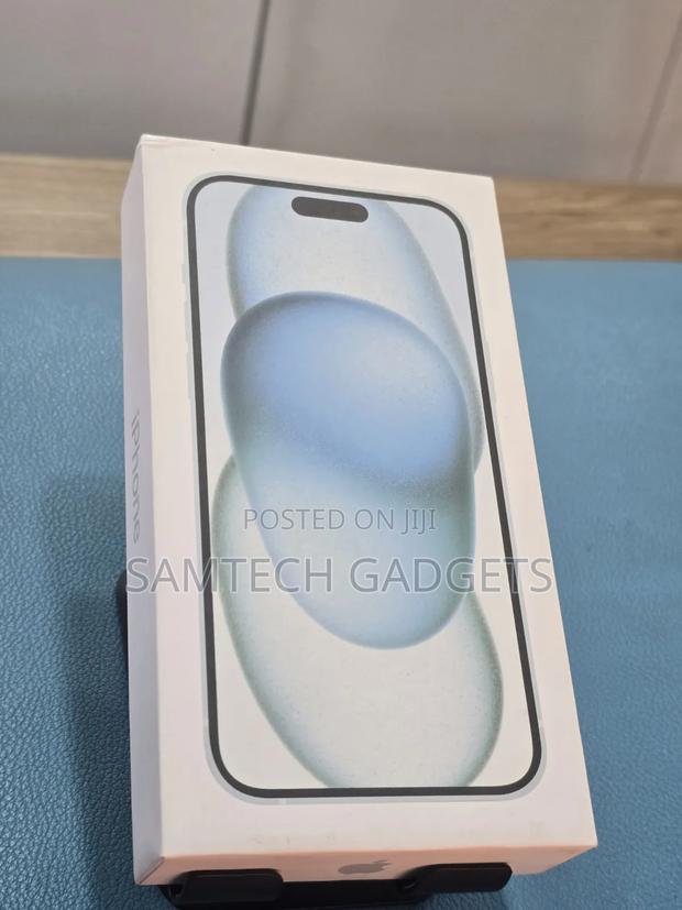New Apple iPhone 15 256 GB Blue - thumbnail 2