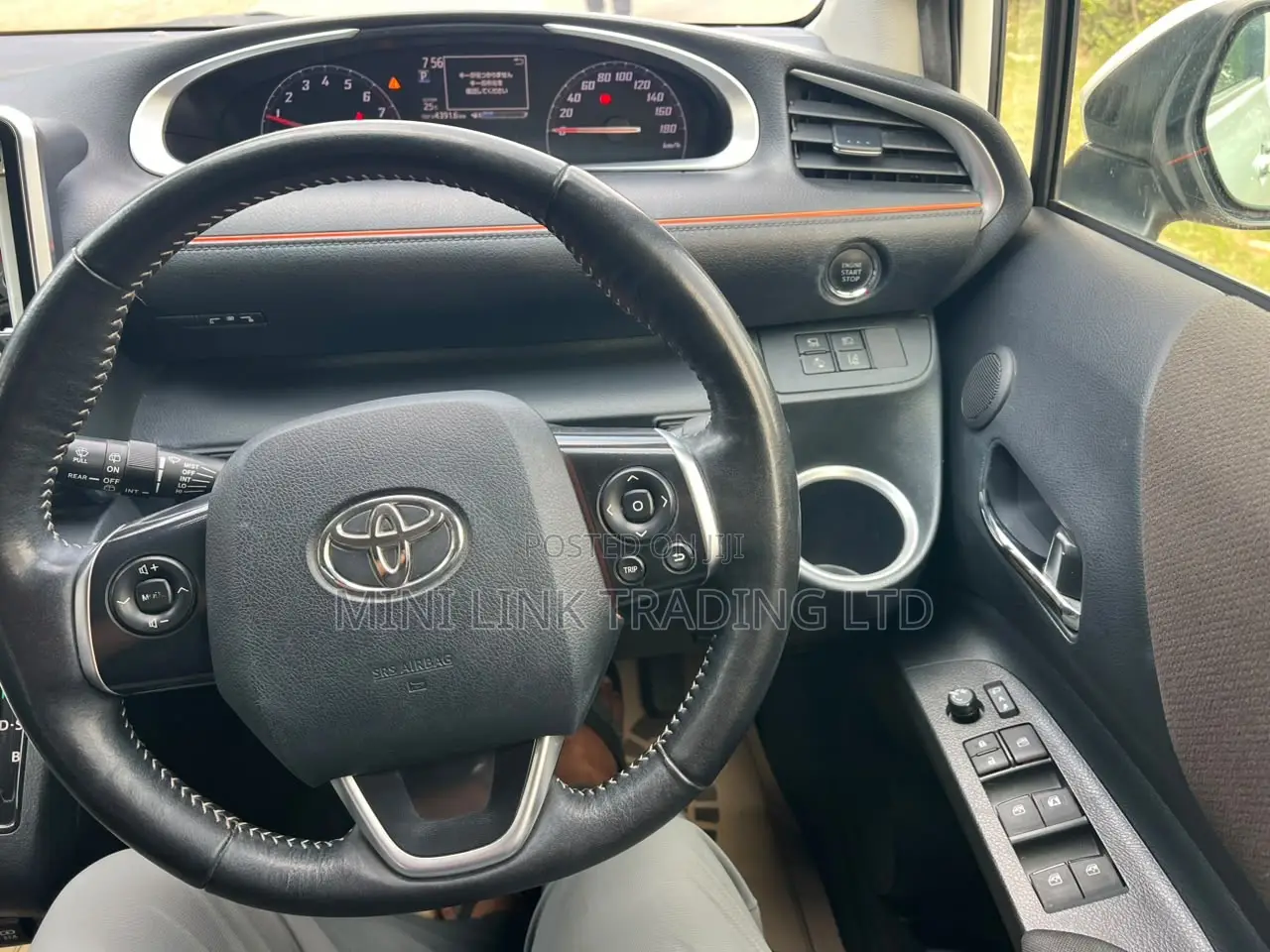 Toyota Sienta 1.5 FWD (6-seater) 2019 Pearl