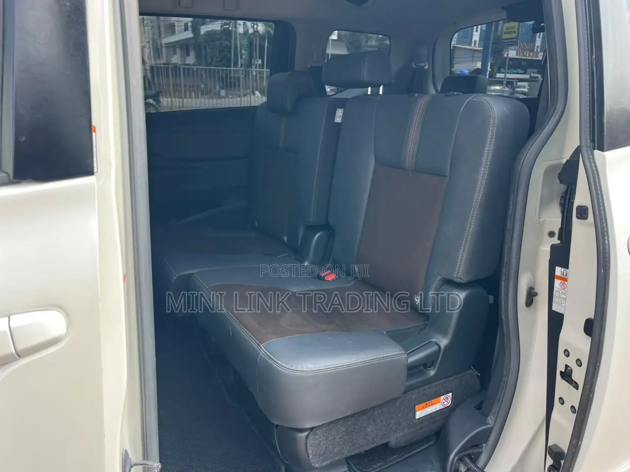 Toyota Sienta 1.5 FWD (6-seater) 2019 Pearl