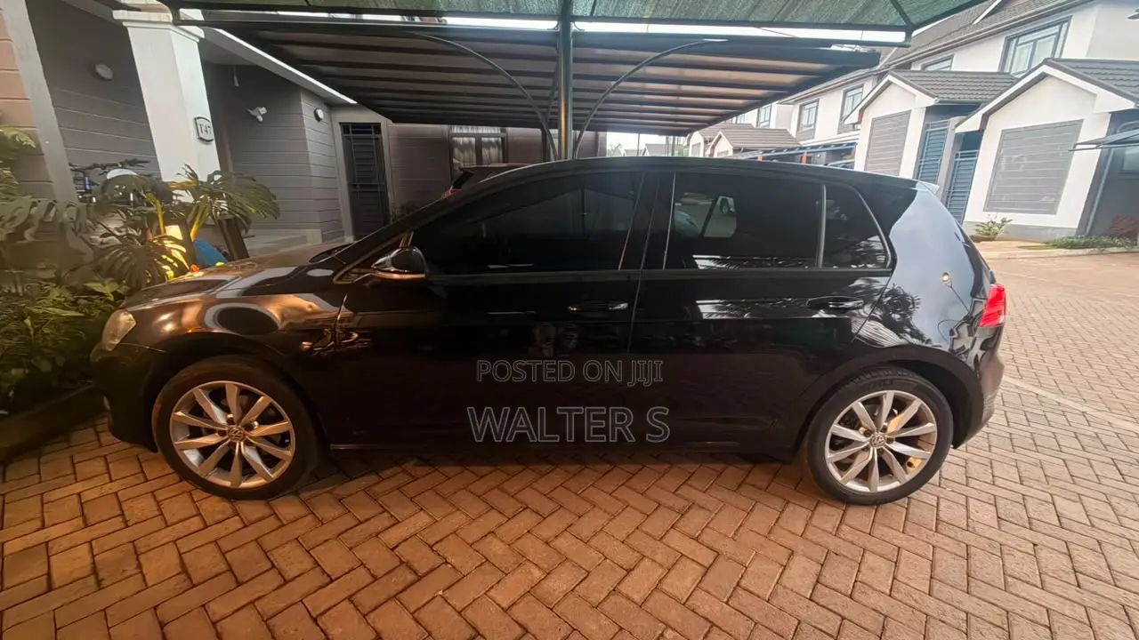 Volkswagen Golf 2016 Black