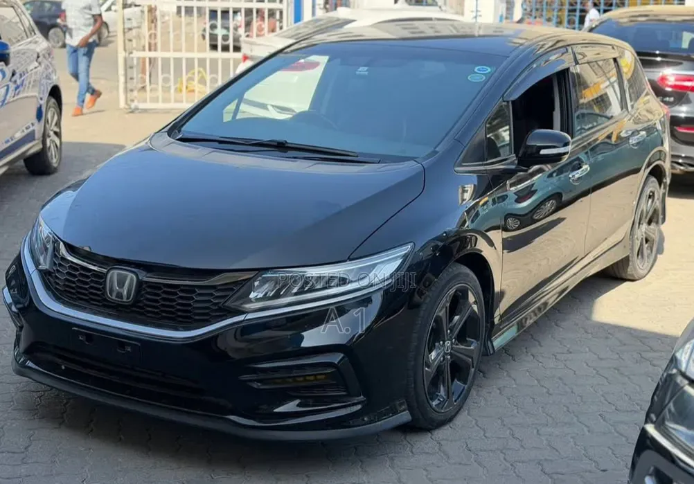Honda Jade 2019 Black
