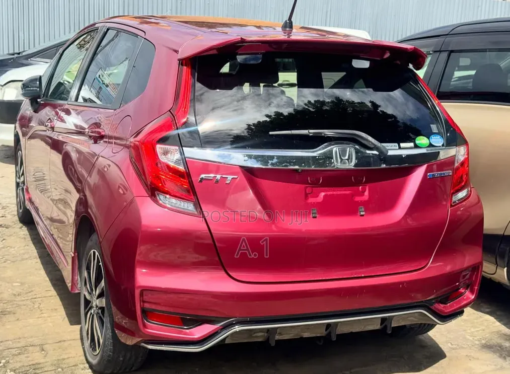 Honda Fit 2019 Maroon