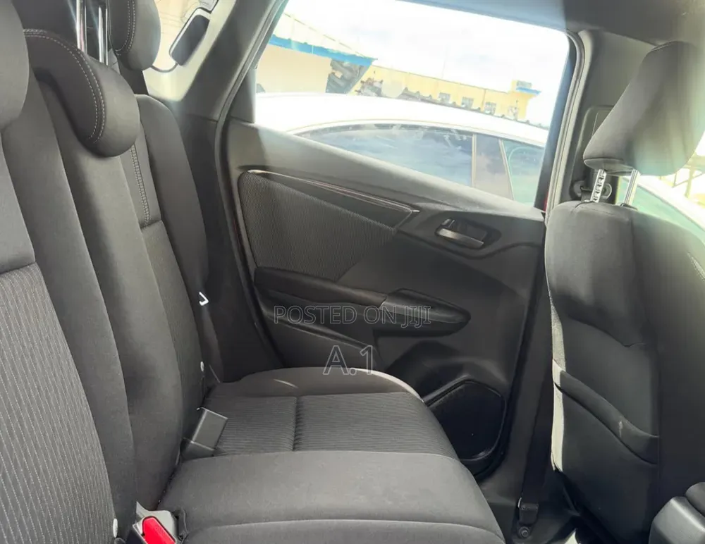 Honda Fit 2019 Maroon