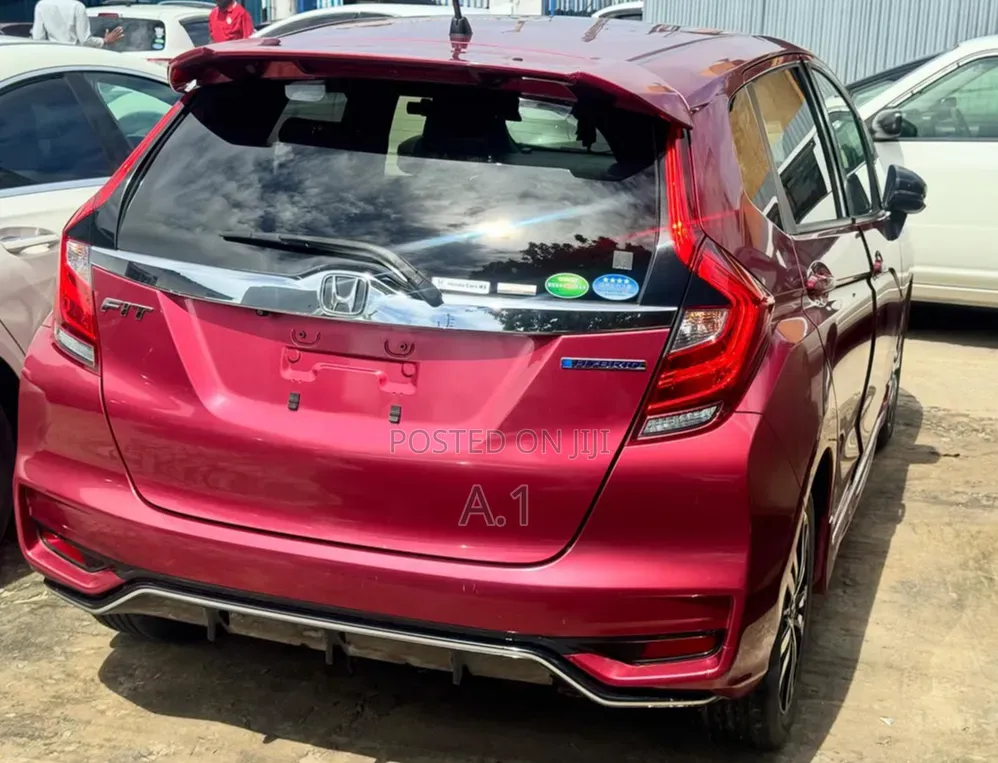 Honda Fit 2019 Maroon