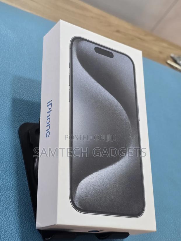 New Apple iPhone 15 Pro 256 GB Blue