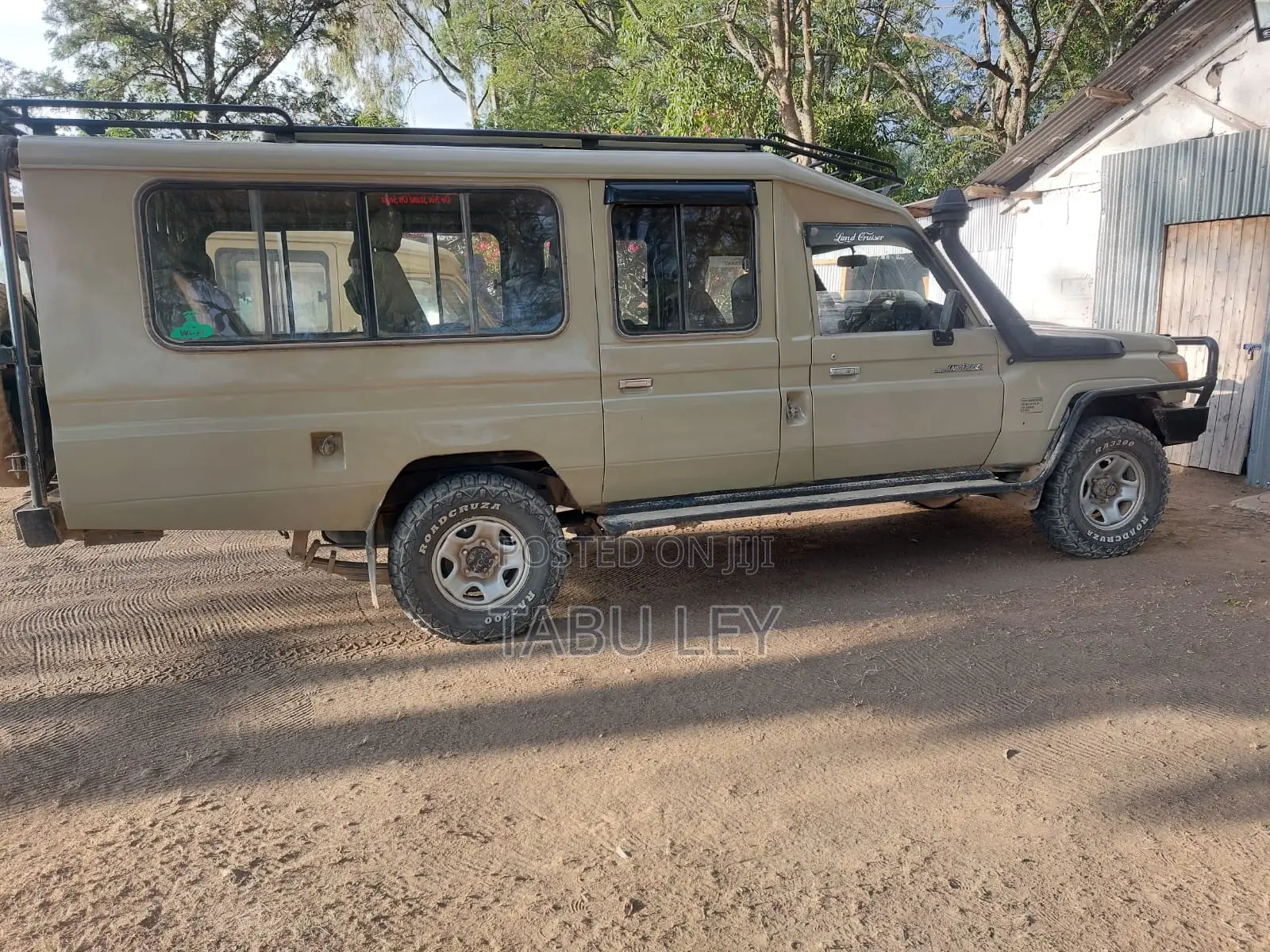 Toyota Land Cruiser 79 Series 2011 Beige