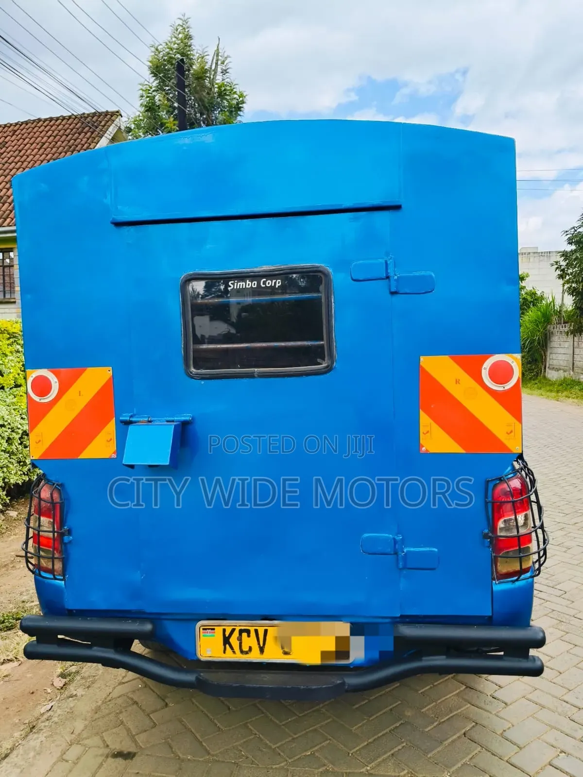 Mitsubishi L200 2019 Blue