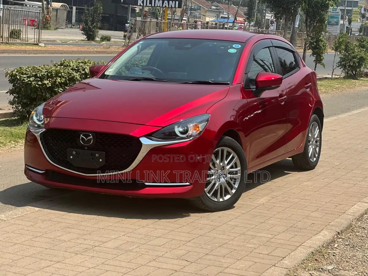 Mazda 2 2020 Pink