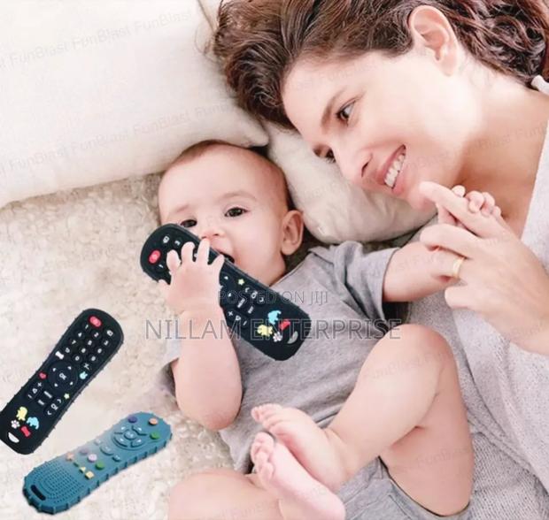 Silicone Remote Teether - thumbnail 2