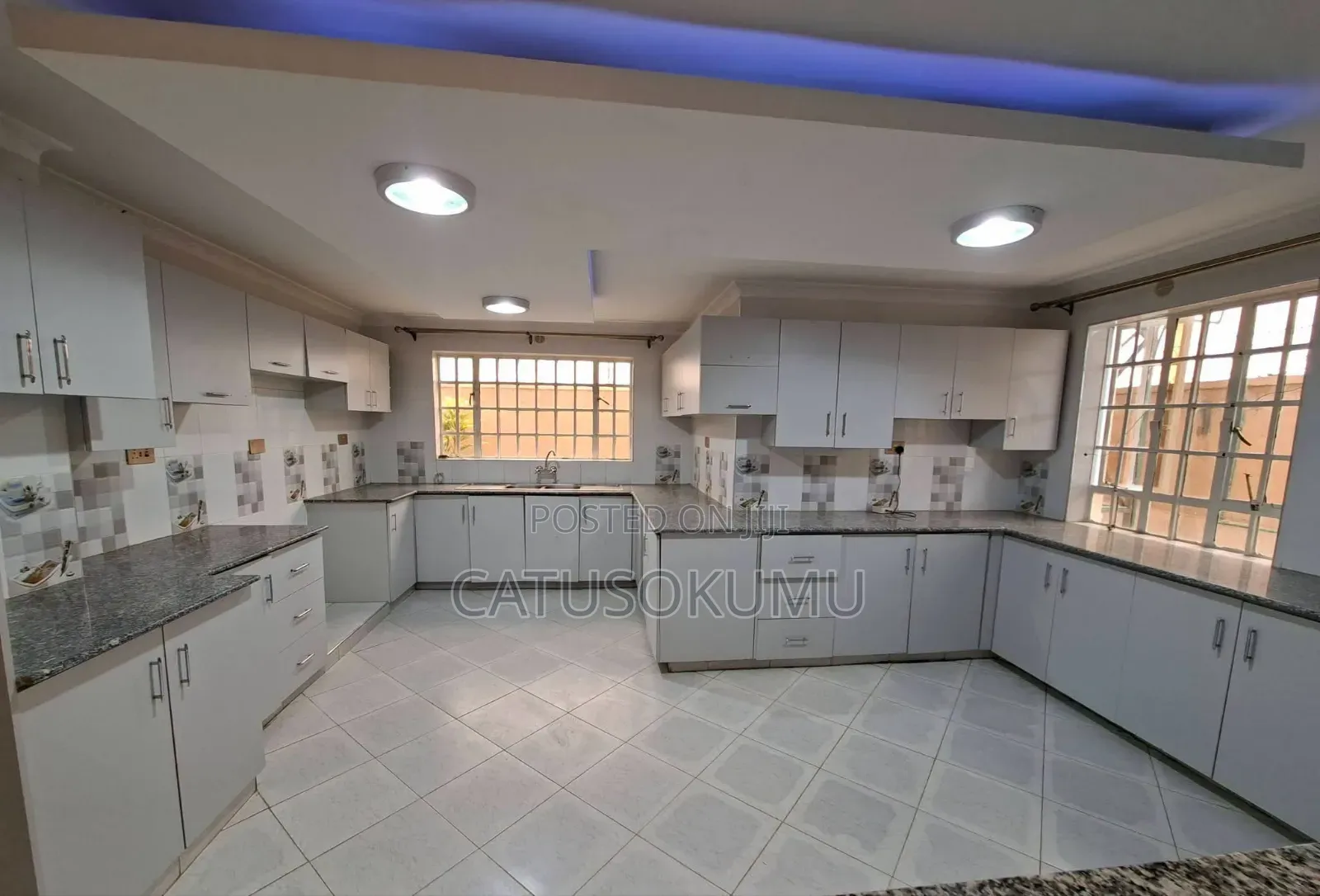 6bdrm Maisonette in Kitengela for rent