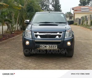 Isuzu D-MAX 2010 Black