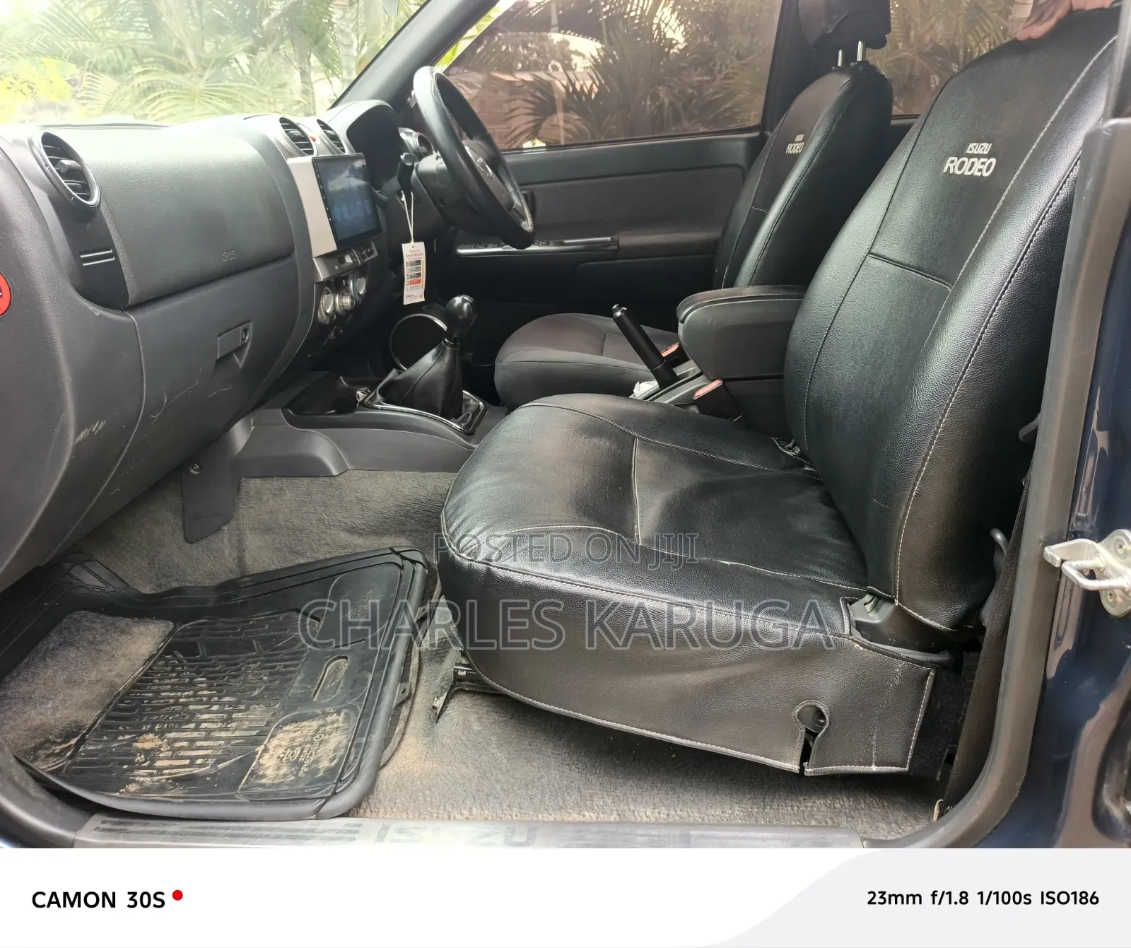 Isuzu D-MAX 2010 Black