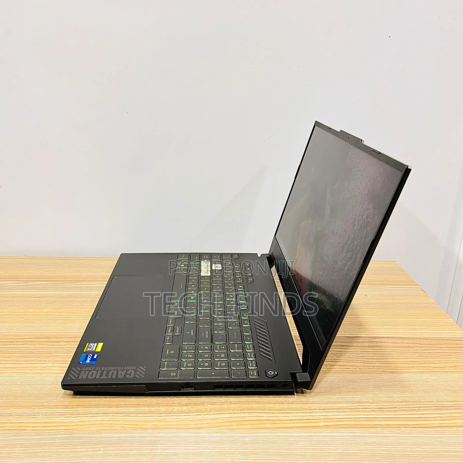 Laptop Asus TUF Dash F15 16GB Intel Core i7 SSD 512GB