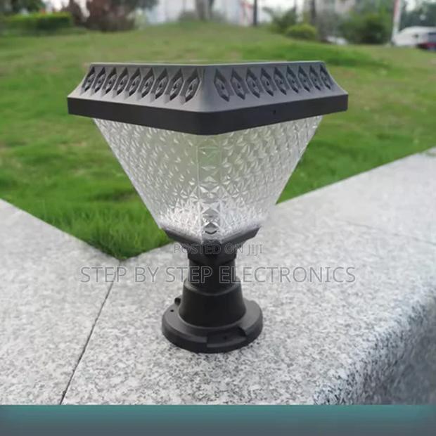 Inbuilt Battery Pillar Post or Compound Outdoor Solar Light