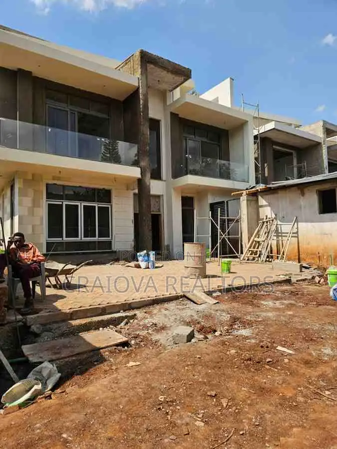 5bdrm Villa in Maziwa for sale