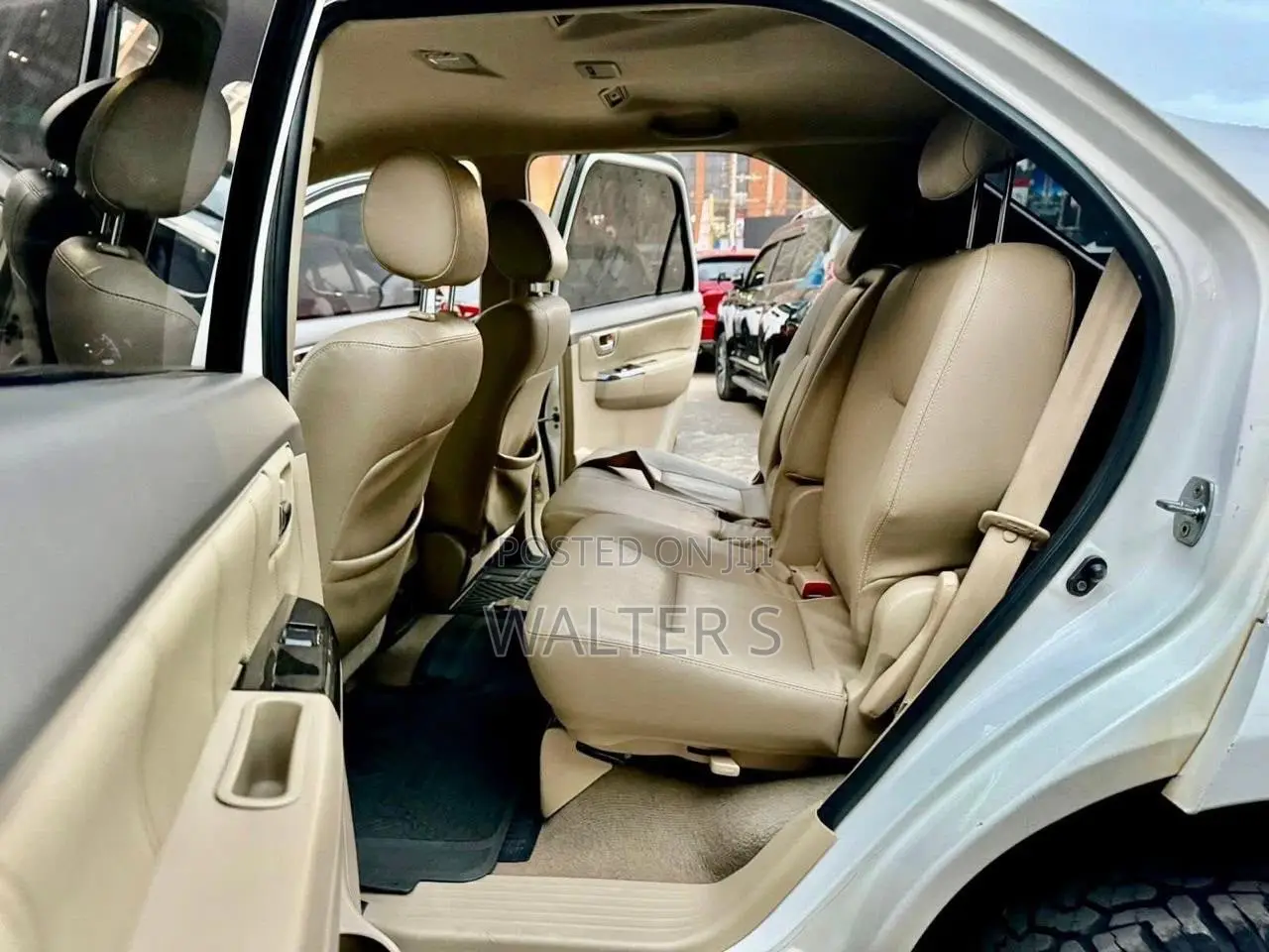 Toyota Fortuner 2013 White