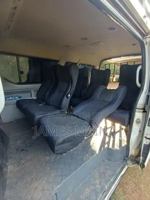 Toyota HiAce 2009 White