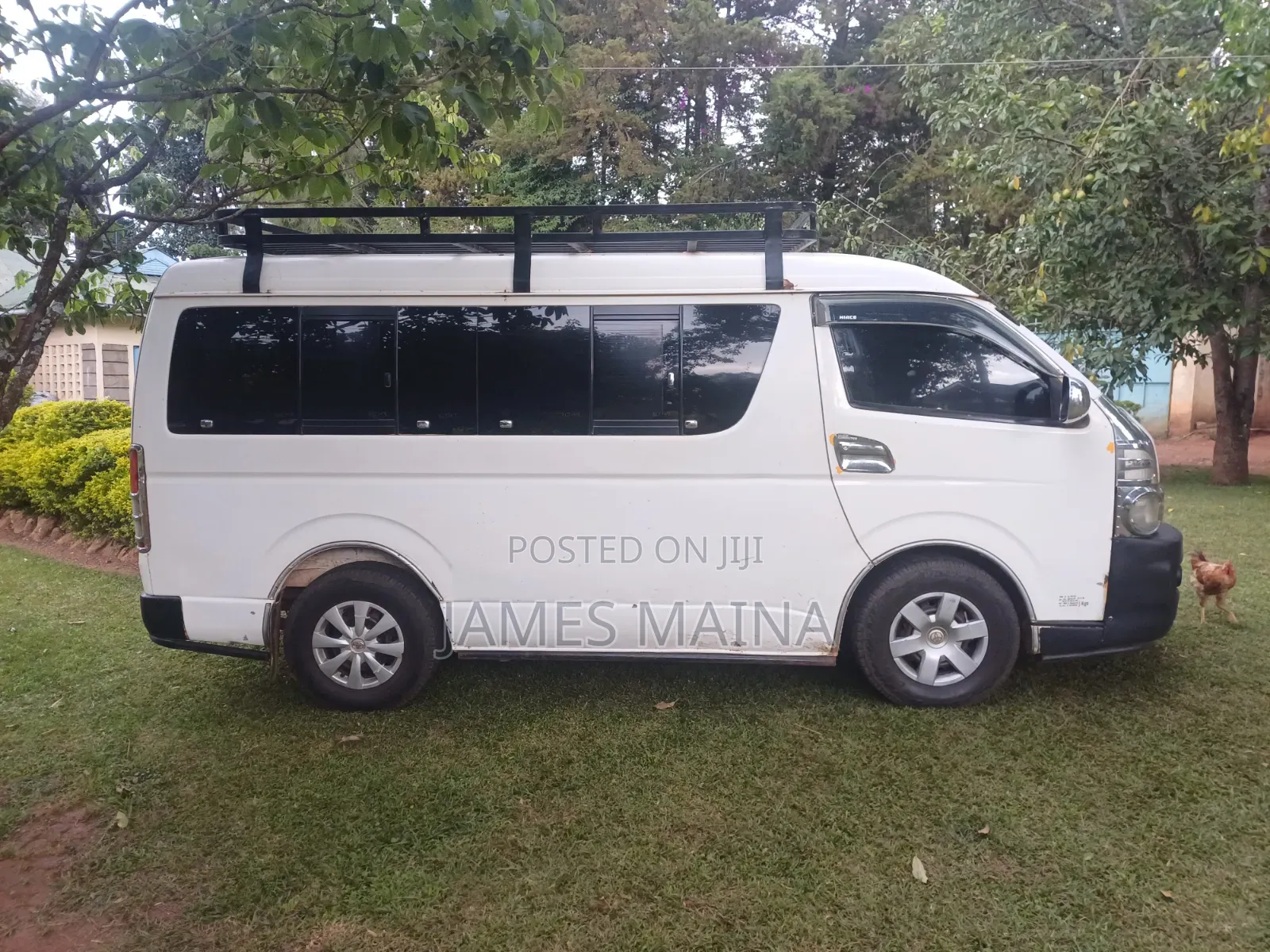 Toyota HiAce 2009 White