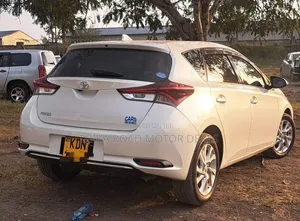 Toyota Auris 2017 White